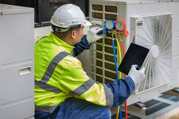 Professional Hvac technician working in Meadowlands, MN